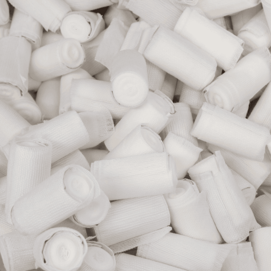 Entwicklung des innovativen, neuen und firmeneigenen Verbandstoffs aluderm®